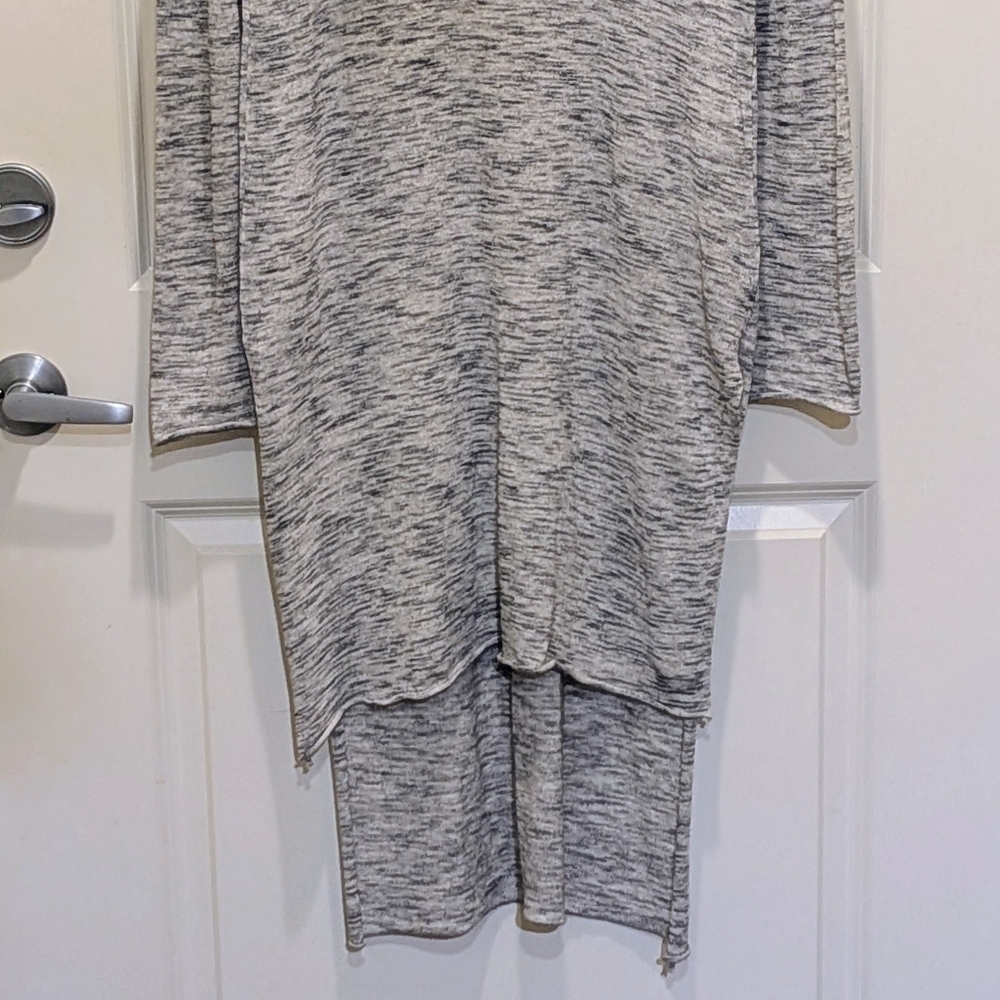 EUC Zara Knit M Cotton Blend Marled Grey Split Hem Turtleneck Longline Sweater - Picture 3 of 4